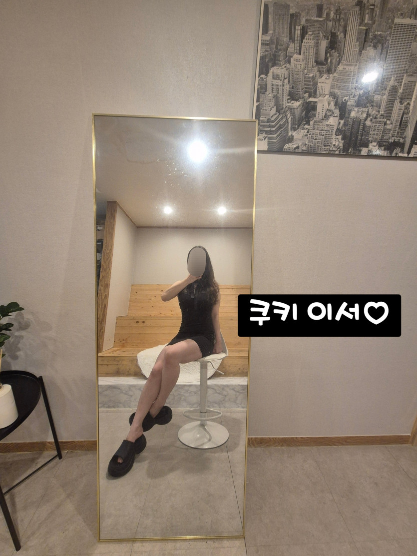 0b6baf7ed3a384bea1bd55e4dd5c8dfd_1775831515_3635.jpg